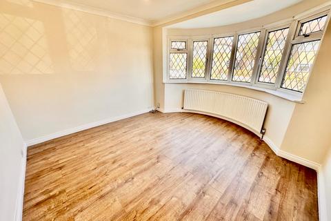 3 bedroom semi-detached house to rent, Downbank Avenue, Bexleyheath DA7