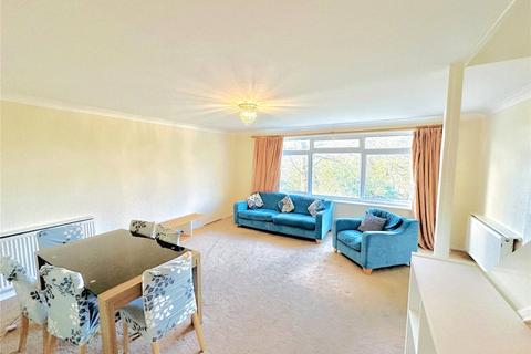 4 Hyrstdene, South Croydon, CR2 6JW
