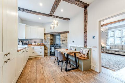 4 bedroom semi-detached house for sale, Woodhall Hills, Calverley, Pudsey, Leeds