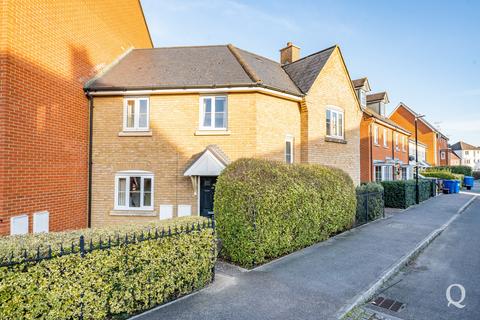 3 bedroom semi-detached house for sale, Peony Crescent, Sittingbourne, Kent, ME10