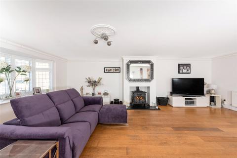 12 Alma Farm Road, Toddington, Dunstable, LU5 6BG