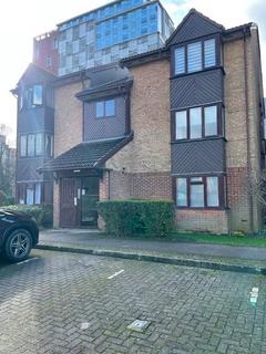 Studio to rent, Flat , Curie Gardens, Pasteur Close, London