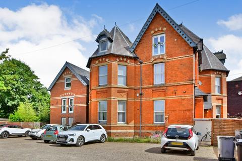 2 bedroom apartment for sale, Washway Road, Greater Manchester M33