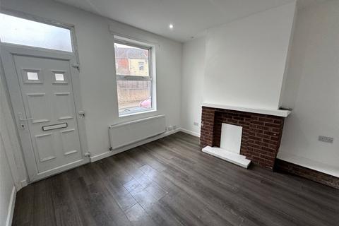 2 bedroom terraced house to rent, Church Street, West Midlands CV1