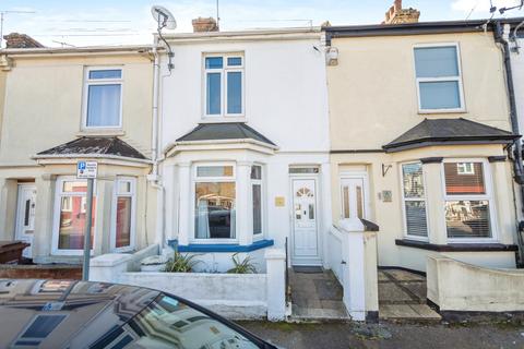 2 bedroom terraced house for sale, Selbourne Road, Kent ME7