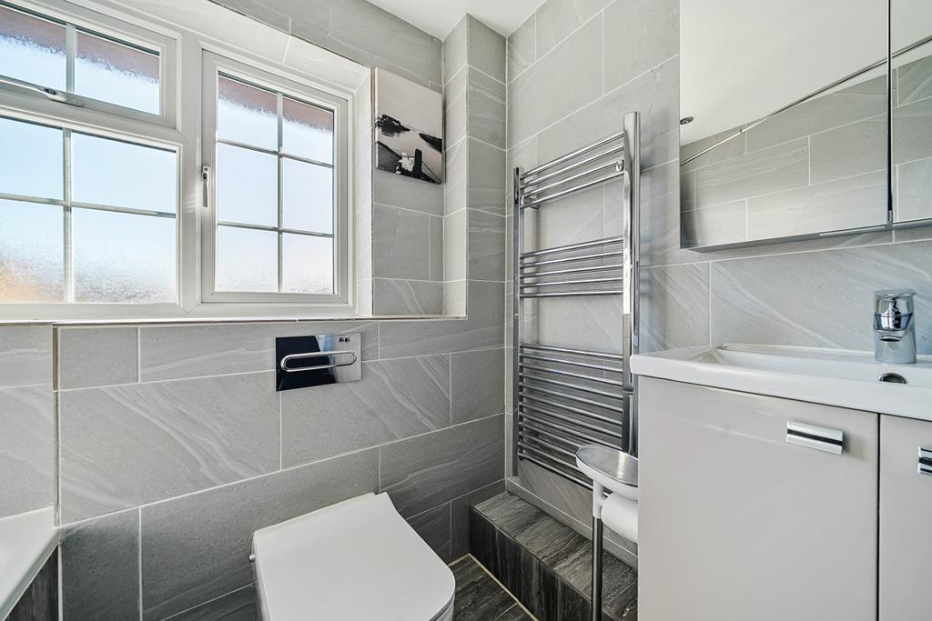 Ensuite
