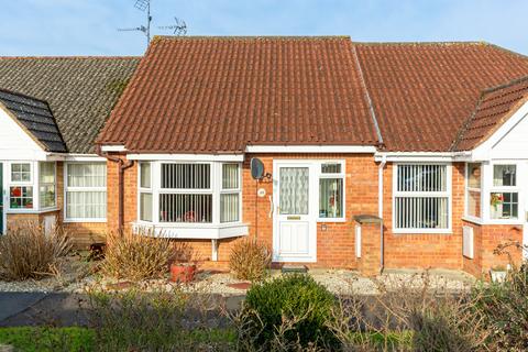 1 bedroom terraced bungalow for sale, Lloyd Baker Court, Cornfield Drive, Hardwicke, Gloucester, Gloucestershire