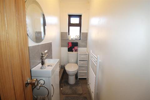102 Harps Avenue, Minster On Sea, Sheerness, ME12 3PL
