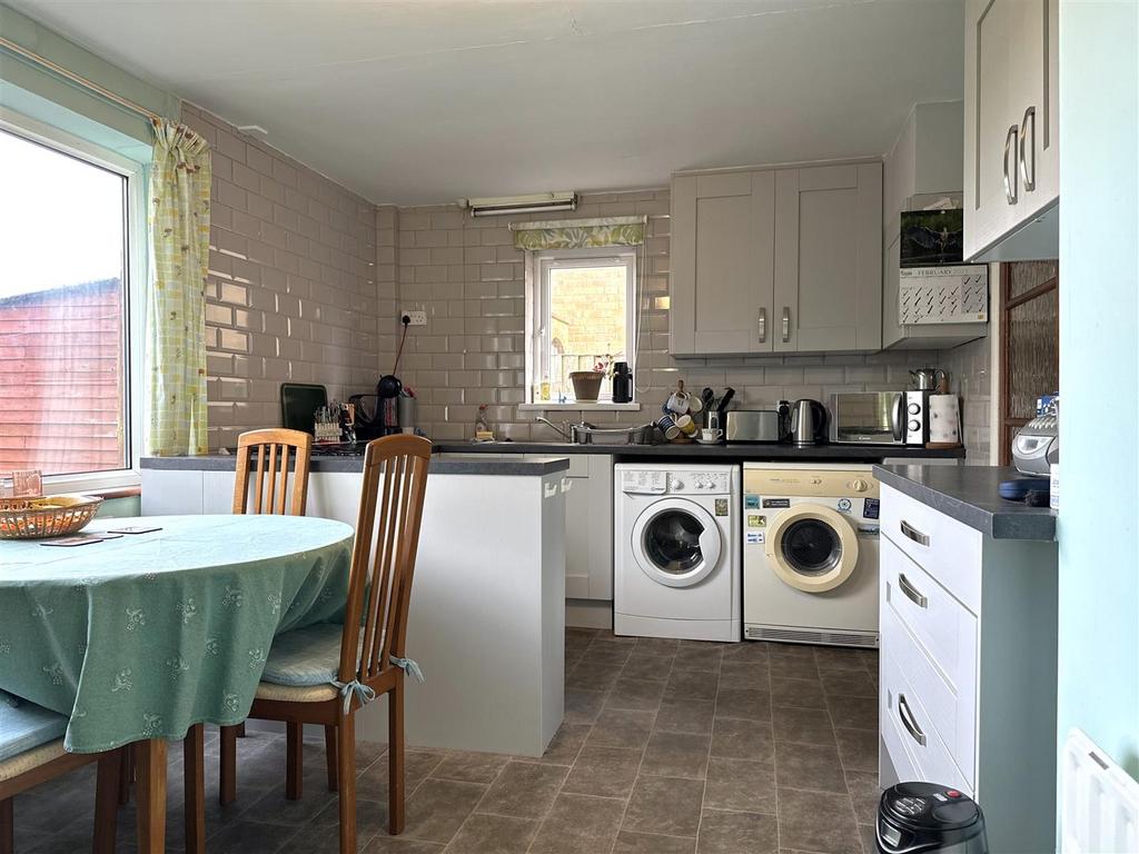 Modern Kitchen 263