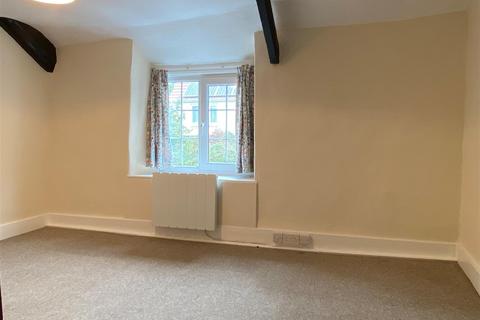 2 bedroom semi-detached house to rent, West Street, Bampton, Tiverton