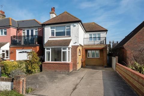 3 bedroom detached house for sale, Collingwood Road, Whitstable