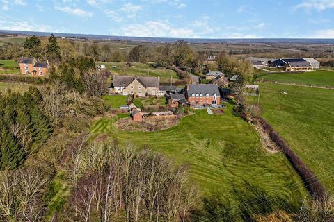 7 bedroom character property for sale, Main Street, Cold Overton, Rutland