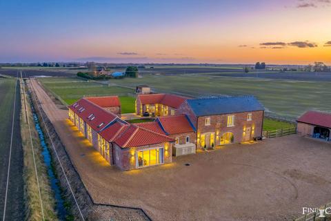 5 bedroom barn conversion for sale, West Pinchbeck