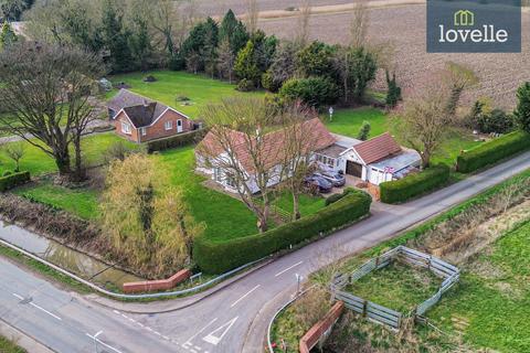 3 bedroom detached bungalow for sale, Main Road, Saltfleetby LN11