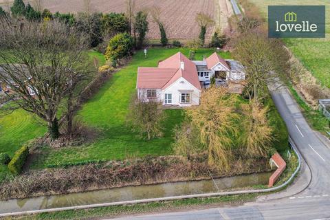 3 bedroom detached bungalow for sale, Main Road, Saltfleetby LN11