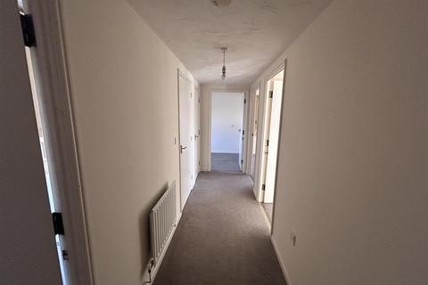 2 bedroom property to rent, Goldcrest Drive, St. Marys Island, Chatham, Kent, ME4