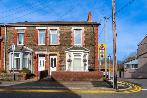 3 bedroom end of terrace house for sale, Van Road, Caerphilly, CF83 1LB