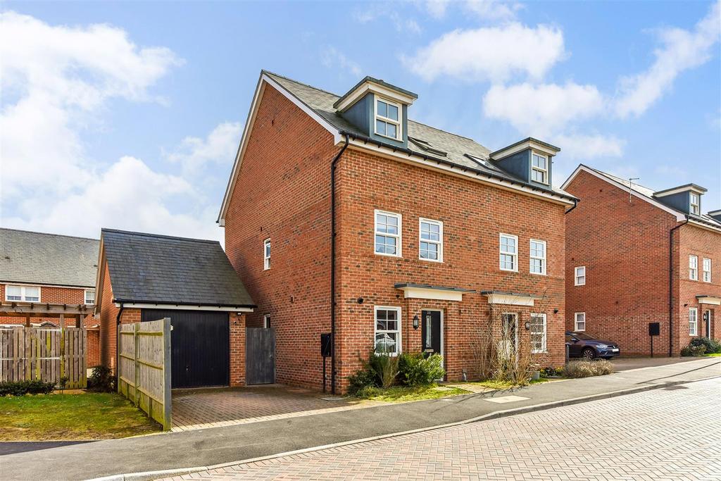 Ph1 5761802.jpg