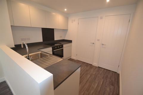 Studio to rent, Southcote Road, Bournemouth