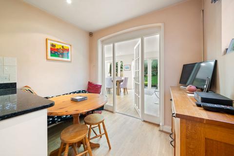 3 bedroom detached house for sale, Esher KT10