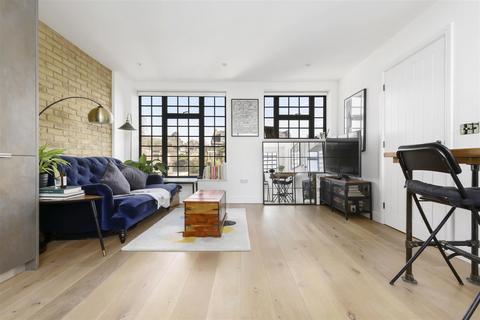 1 bedroom flat for sale, Ironworks Yard, Stroud Green