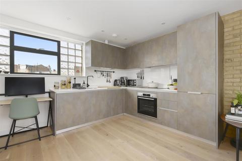 1 bedroom flat for sale, Ironworks Yard, Stroud Green