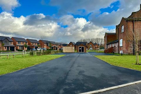 3 bedroom flat to rent, Lodge Hall Drive, Failsworth