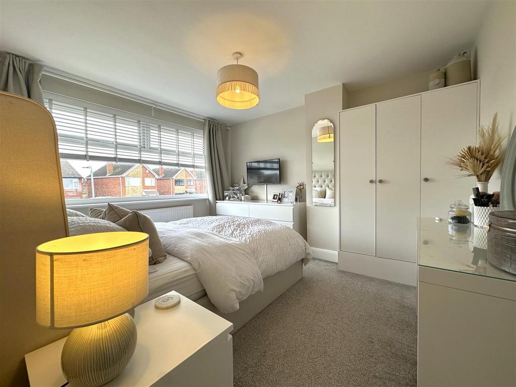 Bedroom One 685