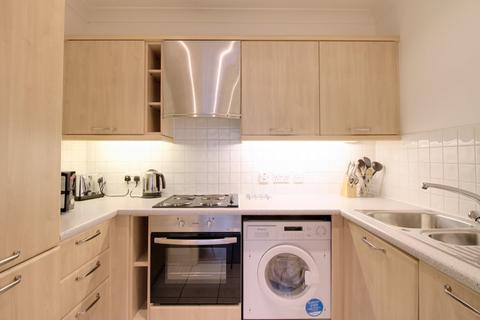 1 bedroom apartment to rent, Werna House, 31 Monument Street EC3R