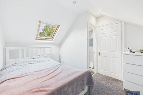 3 bedroom flat to rent, Durham Road, Sidcup, Kent