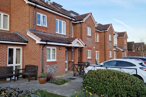 1 bedroom ground floor flat for sale, Church Street, Littlehampton BN17