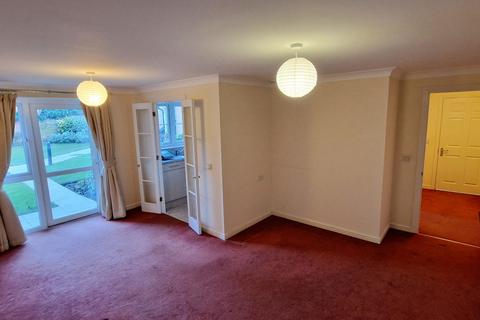 1 bedroom ground floor flat for sale, Church Street, Littlehampton BN17
