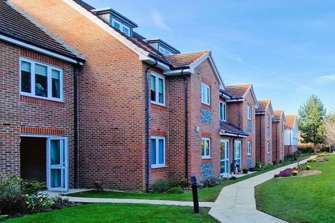 1 bedroom ground floor flat for sale, Church Street, Littlehampton BN17