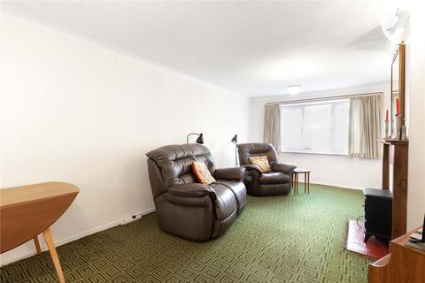 32 Springfield Avenue, Swanley, BR8 8AX