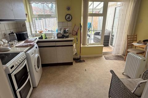 16 Armstrong Way, Woodley, Reading, RG5 4NW