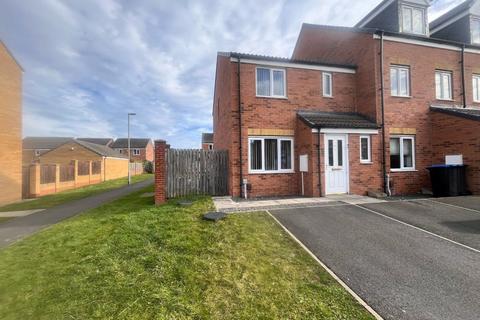 3 bedroom end of terrace house for sale, Hoskins Lane, North Yorkshire TS4