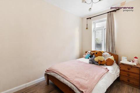 2 bedroom flat for sale, Shanklin Road, Brighton