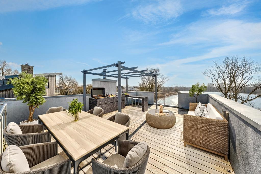 CGI Impression of terrace staging idea