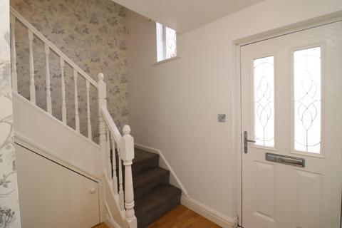 3 bedroom townhouse to rent, Parklands Way, Blackburn, BB2 4RF