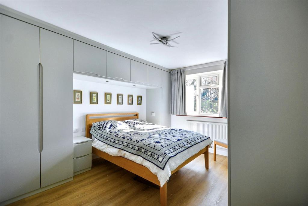 Bedroom 1 1.jpeg