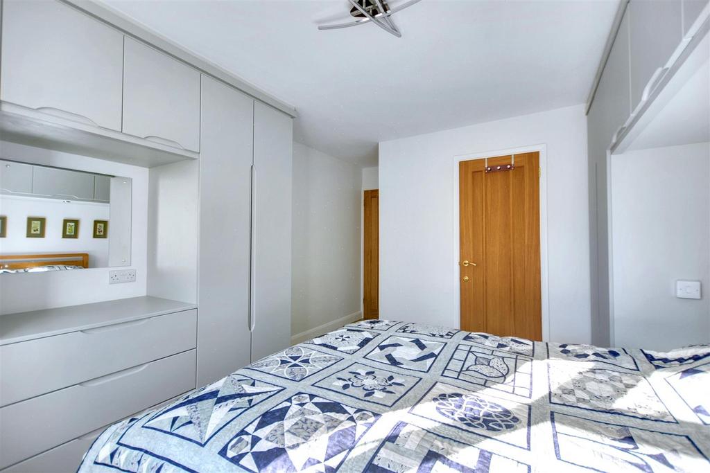 Bedroom 1 3.jpeg