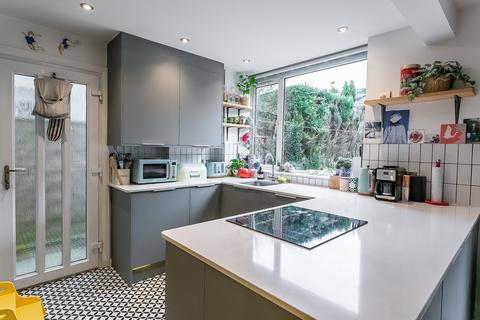 50 Buckstone Crescent, Edinburgh, EH10 6PR