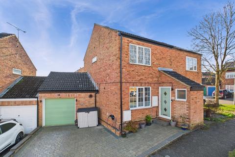 3 bedroom semi-detached house for sale, Greenlands, Leighton Buzzard, Bedfordshire, LU7