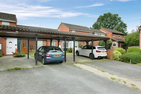 3 bedroom terraced house for sale, King Arthur Close, Cheltenham GL53