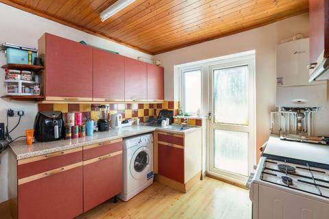 2 bedroom flat for sale, Shanklin Road, Brighton