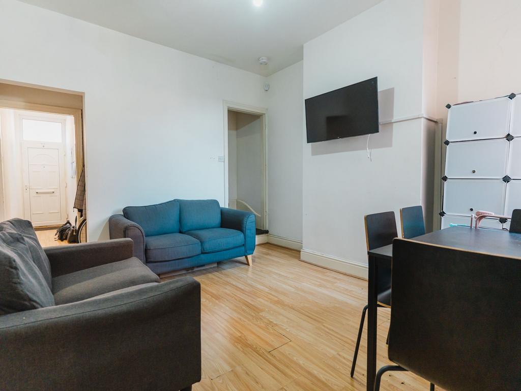 House in Leicester, Westcotes, City of Leicester - View 2