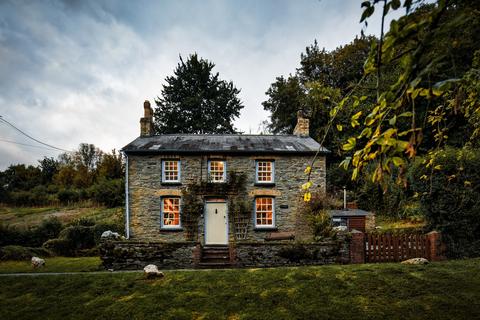 2 bedroom cottage for sale, Nant y Bargoed, Rhos Llandysul, Dyfed