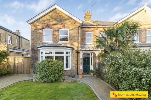 4 bedroom semi-detached house for sale, Green Dragon Lane, London