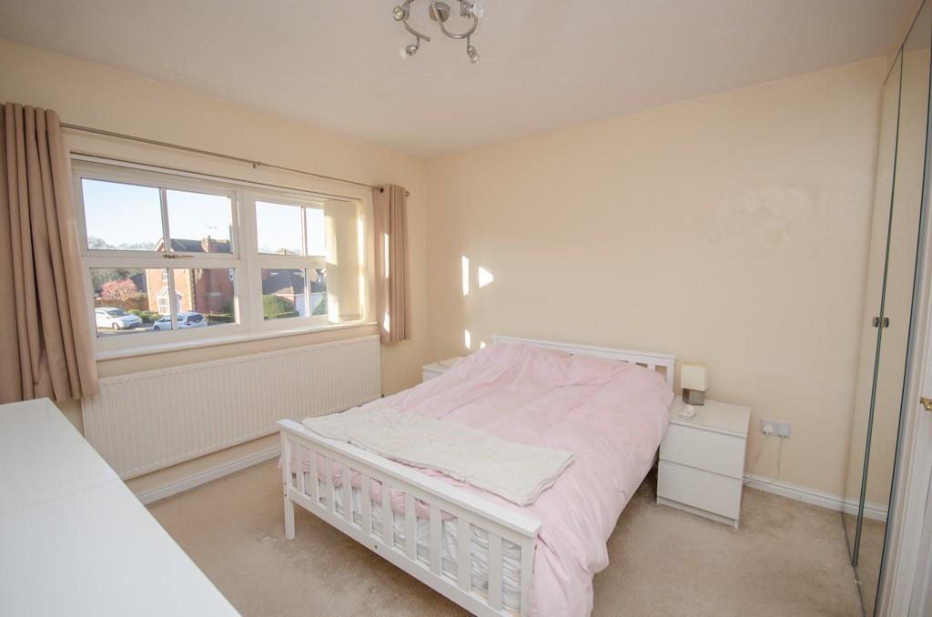 Bedroom 1.jpg