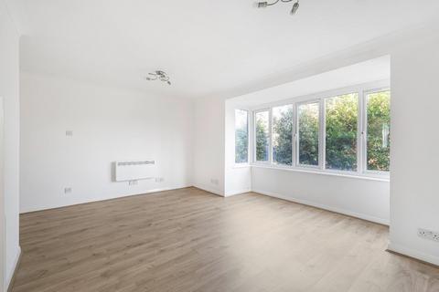 1 bedroom flat for sale, Linwood Close, London, SE5